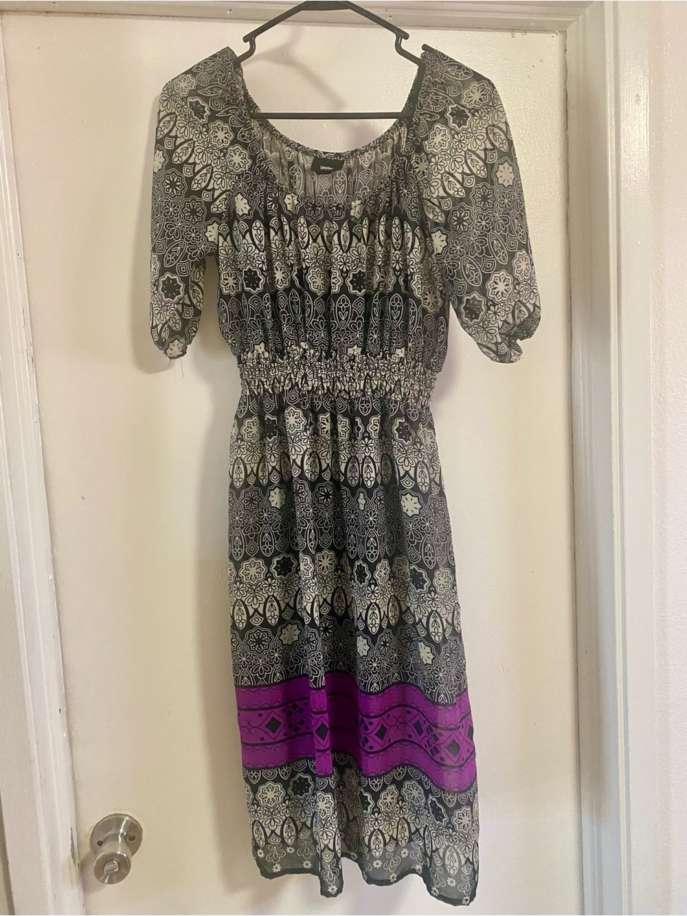Women's Black & Purple Smocked Waist Midi Dress